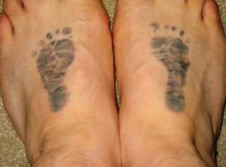 feet-with-baby-footprint-