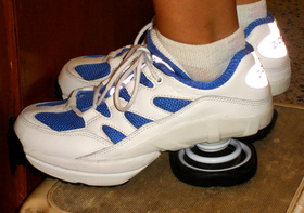 z-coil-shoes-by-blisschan.jpg